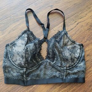 Victorias Secret Very Sexy Black Floral Lace Elegant Unlined Plunge Bra Size 34D